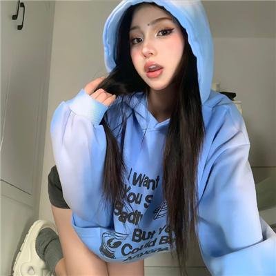 偷偷接吻