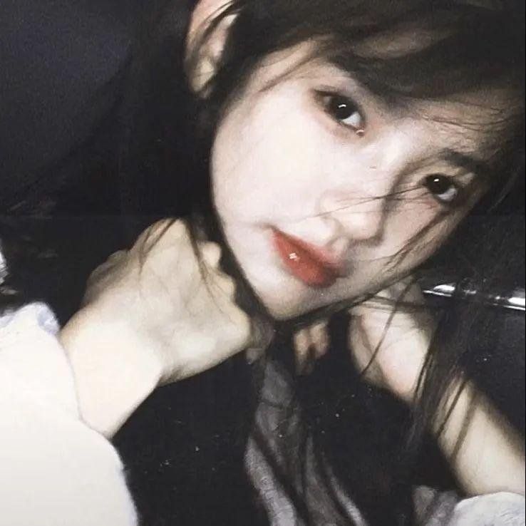 伊莉莎与玛瑟拉
